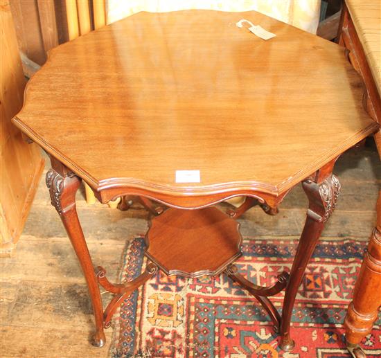 Victorian mahogany shaped centre table(-)